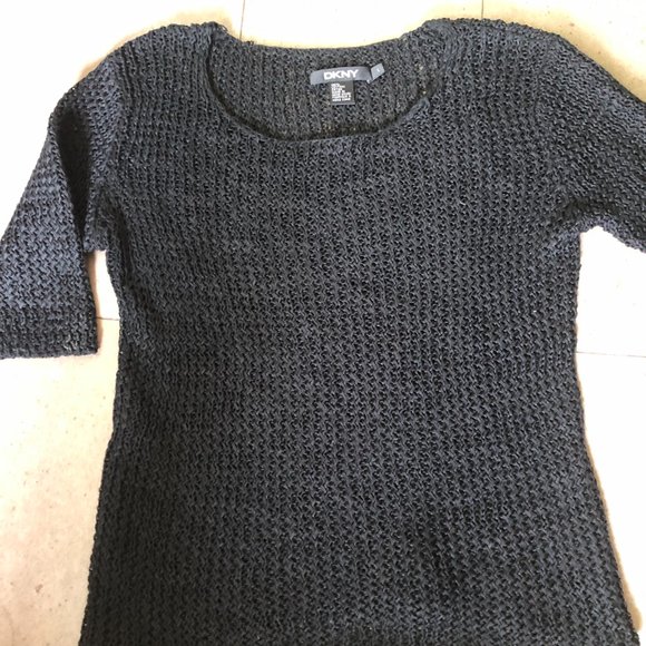 Vintage DKNY black lacy knit short sleeved top - Picture 4 of 10